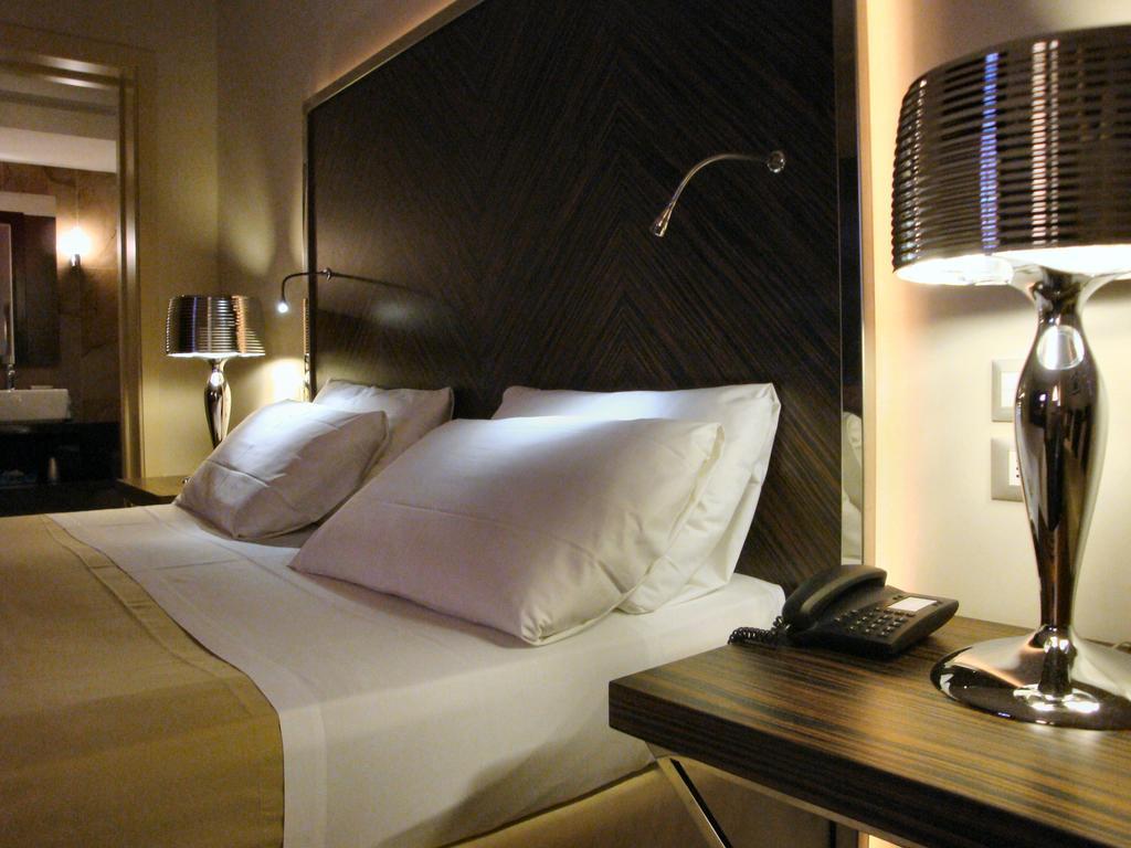 Hotel Byron Rimini Esterno foto