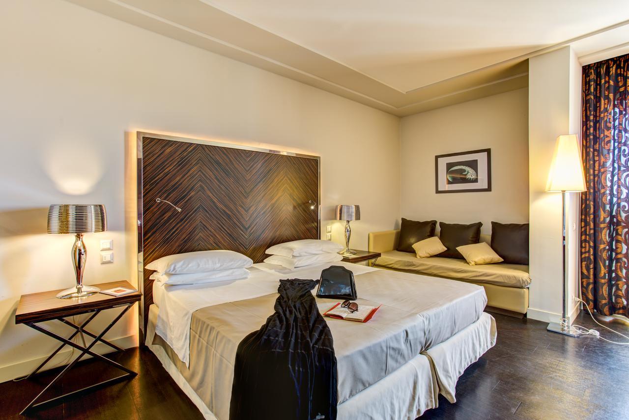 Hotel Byron Rimini Esterno foto