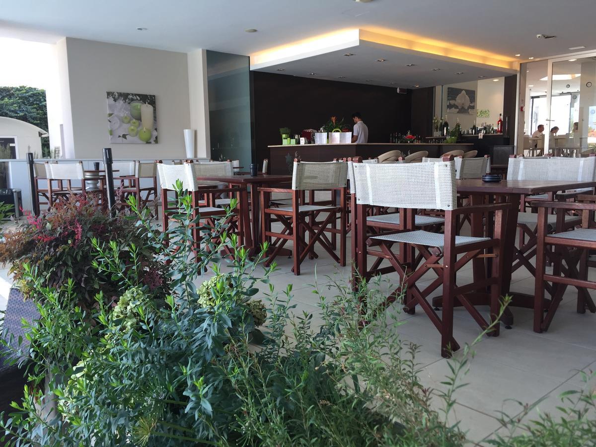 Hotel Byron Rimini Esterno foto