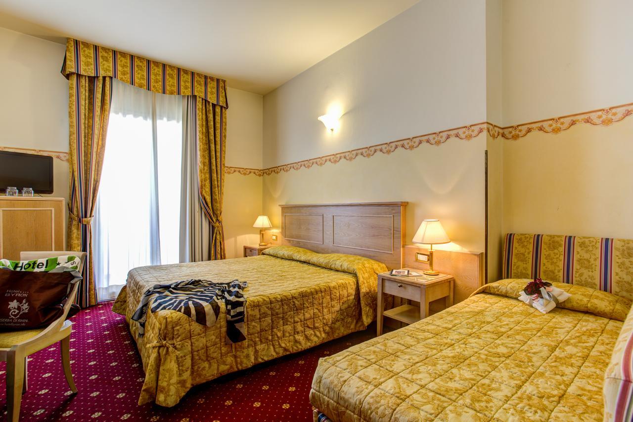 Hotel Byron Rimini Esterno foto
